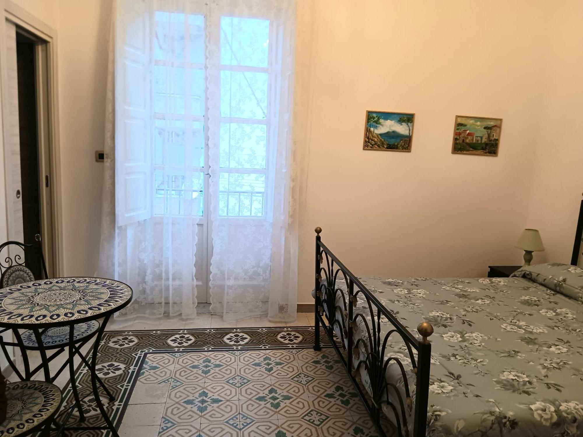 La Casa Fortunata Наполи Стая снимка